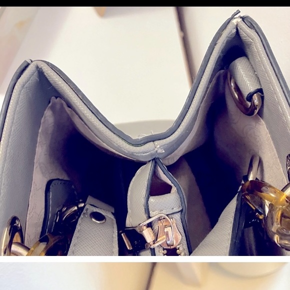 SOLD - MICHAEL Michael Kors Cynthia Satchel Handbag - Picture 11 of 16